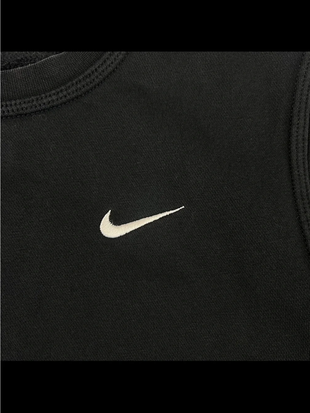 Nike  Club Fleece Crew Sweatshirt Black Long Sleeve White Spell Out Logo Small